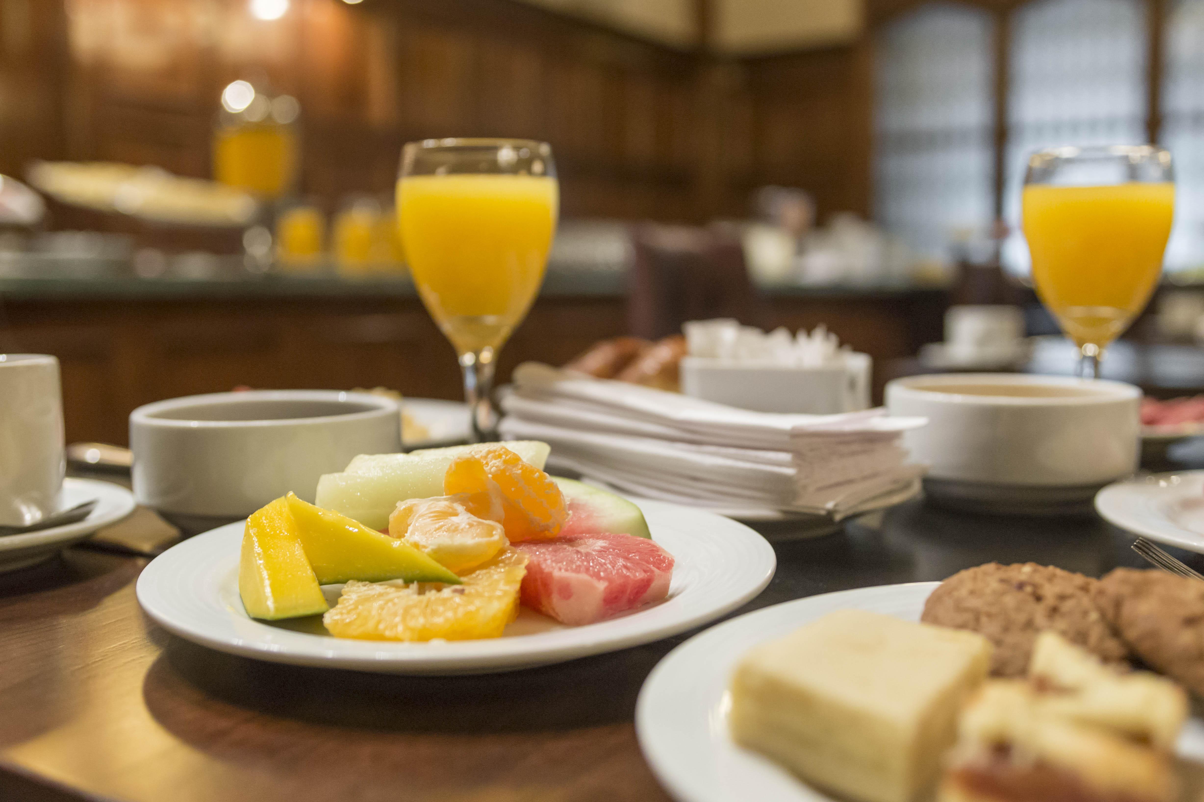 克拉瑞吉酒店 布宜诺斯艾利斯 外观 照片 A continental breakfast
